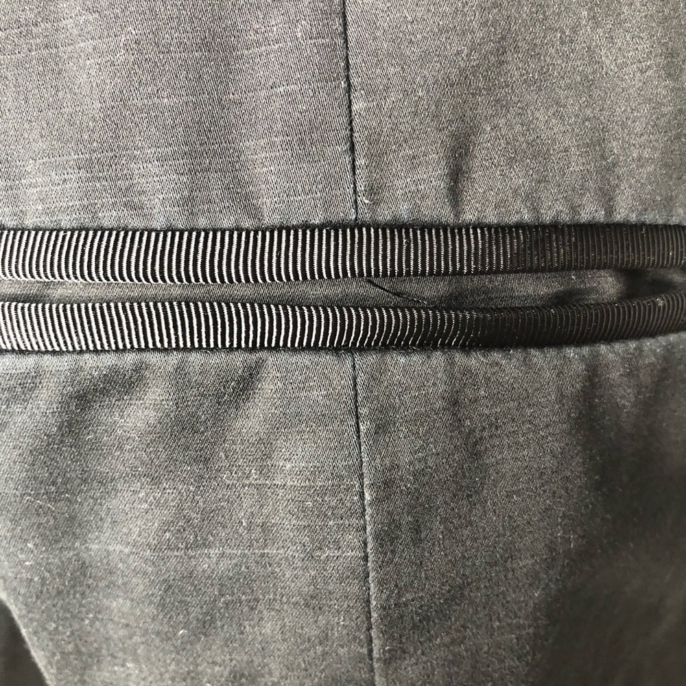 WHBM Slim Capri Mid Rise Stretch Black Pants - Picture 7 of 8